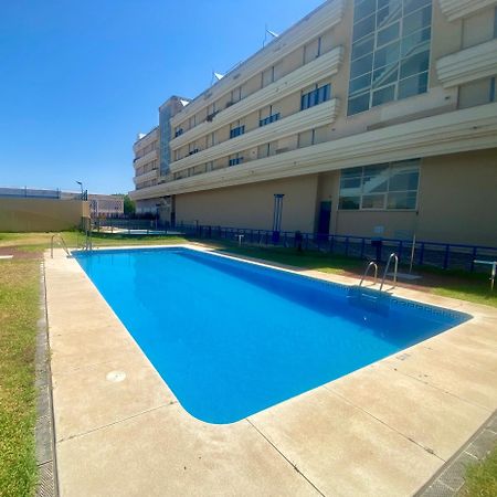 Fibes Con Piscina Y Parking Gratis Apartamento Sevilla Este Eksteriør billede